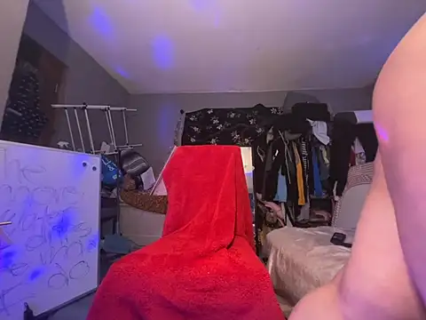 Juicylucylips69's cam snapshot