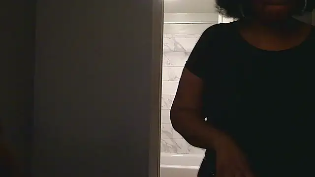 MSweetLindaParks live sex cam