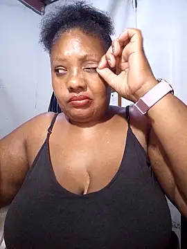 YELLOW_BONE live sex cam