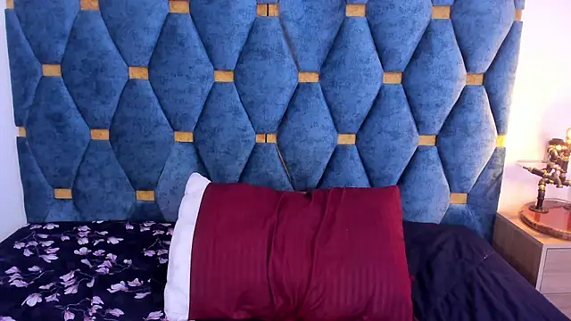 Sofia_ll's cam snapshot