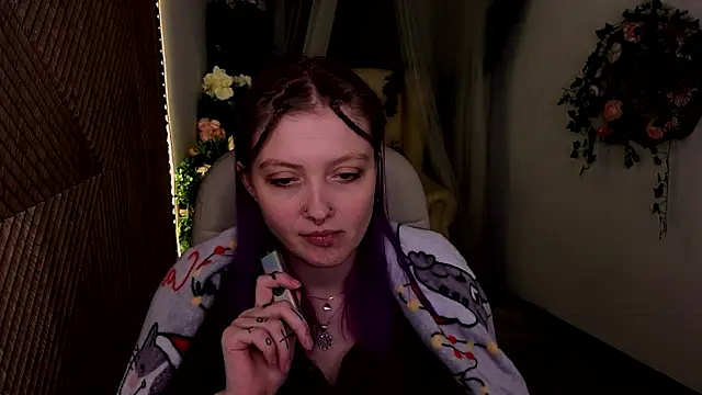 Kiki_shay live sex cam