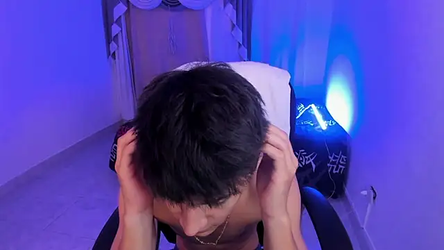 Aron_Boyy live sex cam