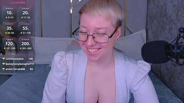 AlexandraGreen's cam snapshot