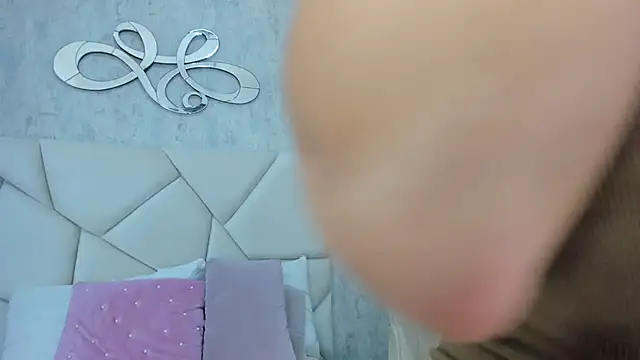 Skylerwhite02's cam snapshot