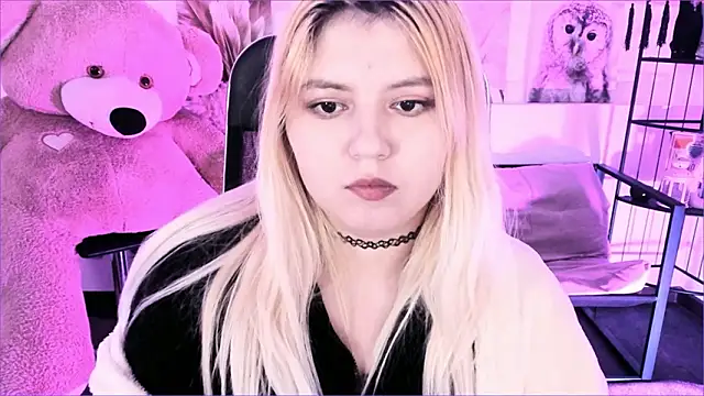 DiaAngell's cam snapshot