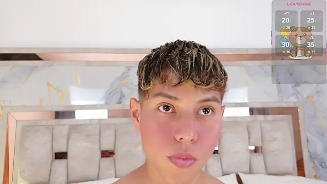 Little_liam live sex cam