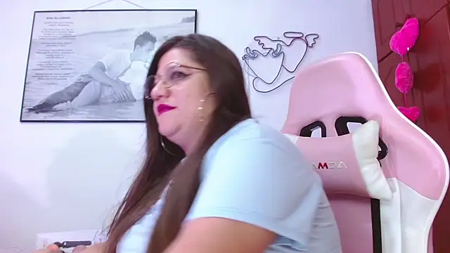 Amelie_Rousell's cam snapshot