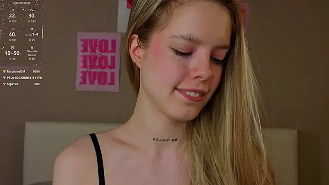 TiffinyMergist's cam snapshot