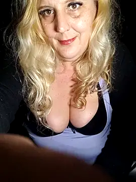 BecciDeluxe's cam snapshot