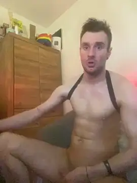 pervoboy's cam snapshot