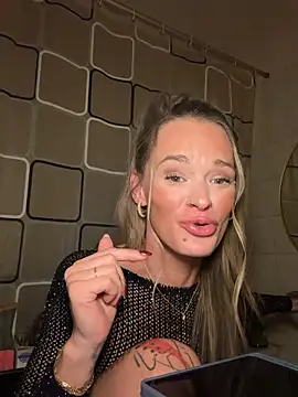 vinique99's cam snapshot