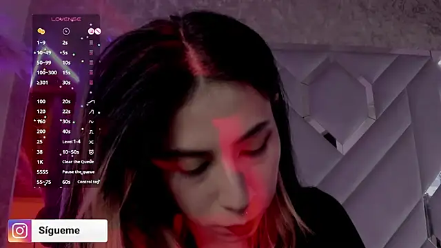 Sara_Foxx1 live sex cam