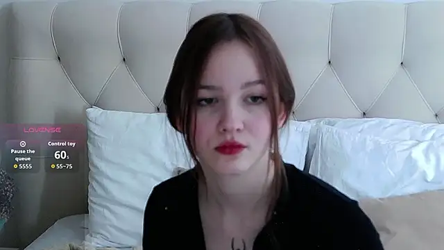 MichelleRoux's cam snapshot