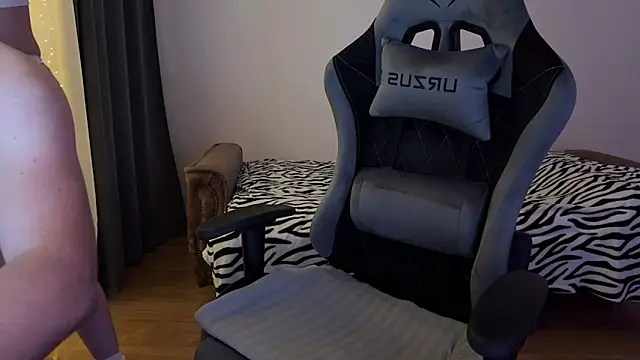 Sweets_9's cam snapshot