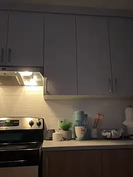 Abracadabra08169's cam snapshot