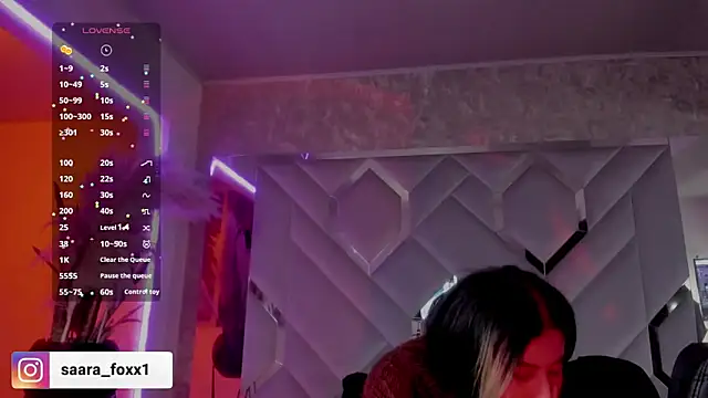 Sara_Foxx1 live sex cam
