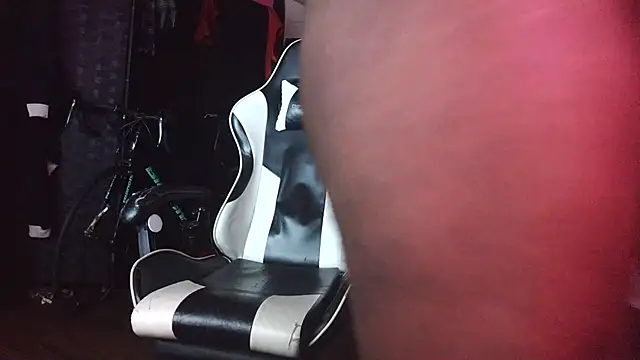 bigshh8 live sex cam