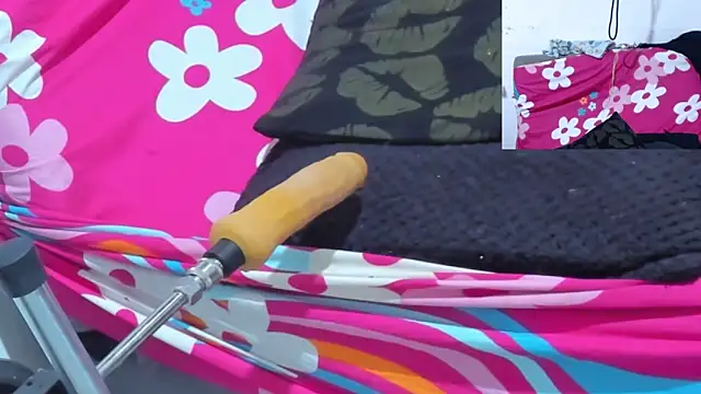 afroditacute15 live sex cam