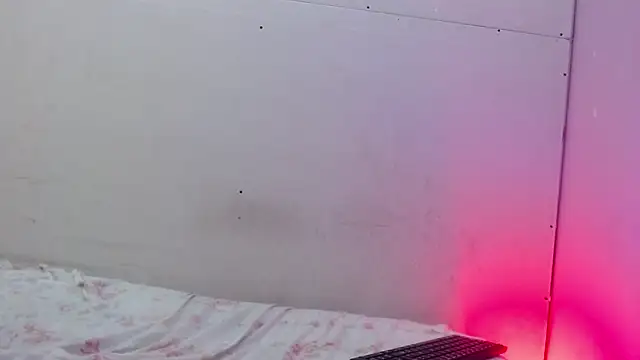 Cash_G_'s cam snapshot