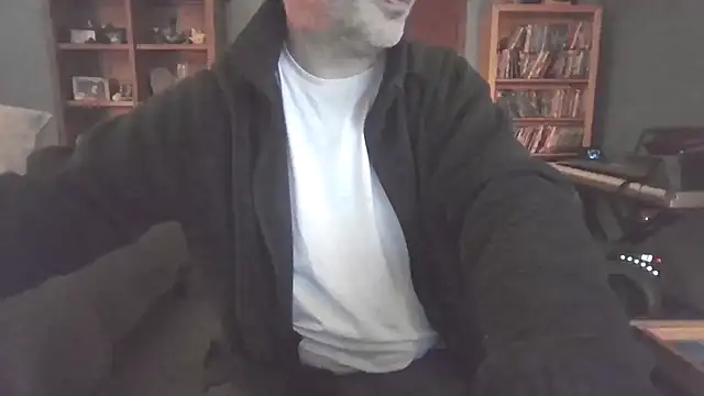 chrisw8140's cam snapshot