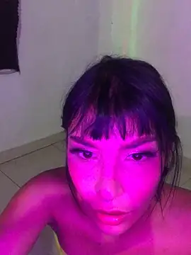 Luna-Chann's cam snapshot