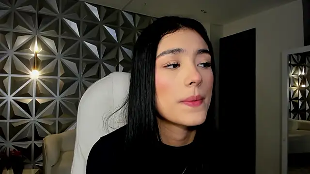 zoerouse_'s cam snapshot