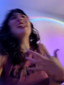 GinnyDelice's cam snapshot