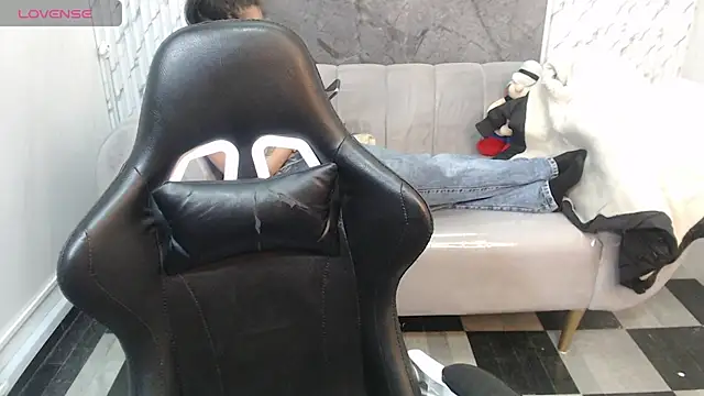 Clhoe_b's cam snapshot