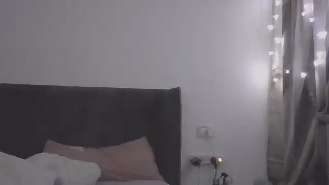 maayanlevi2 live sex cam