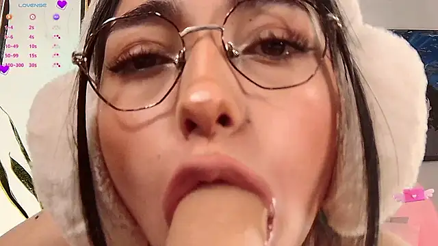 Sweet_Nyx's cam snapshot