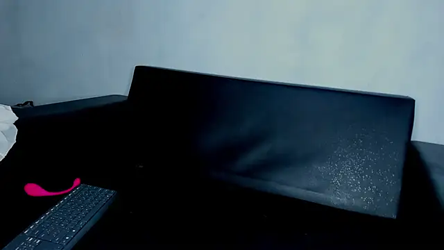 InkedSabrina live sex cam