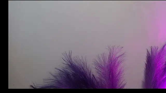 Queen_Rousee's cam snapshot