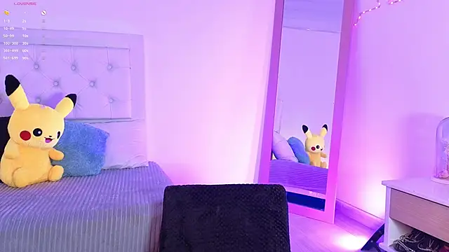 little_kawaiigirl_'s cam snapshot