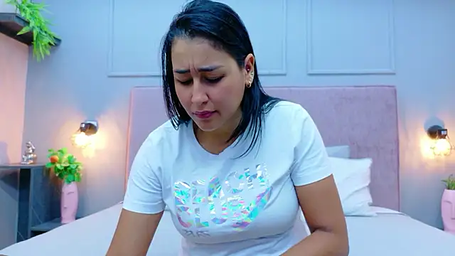 Busty_Zay's cam snapshot