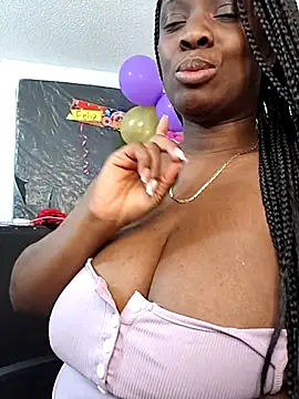 doucebrune's cam snapshot