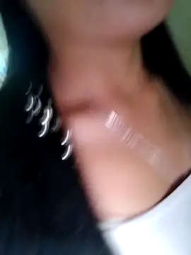 gugu0022 live sex cam