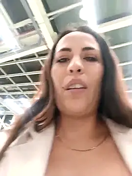 Lena-32's cam snapshot