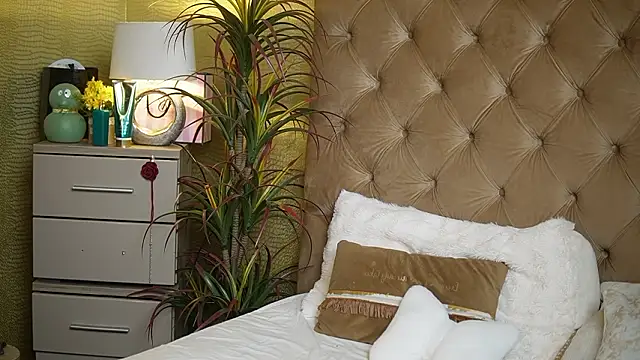 TiffanyTaboo's cam snapshot