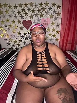 Chocolatebunnyxx96's cam snapshot