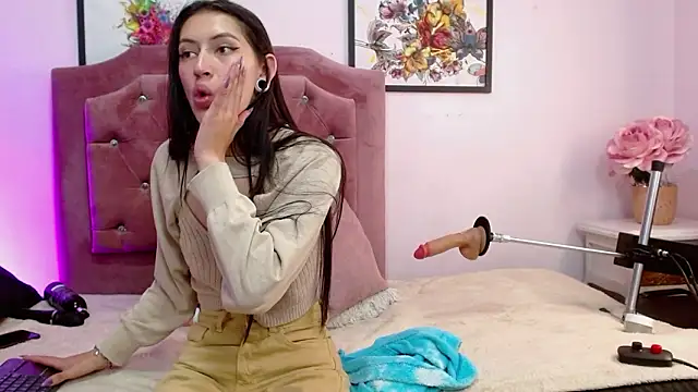 sara17_'s cam snapshot