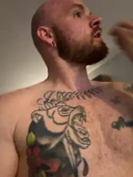 BearChubby300 live sex cam