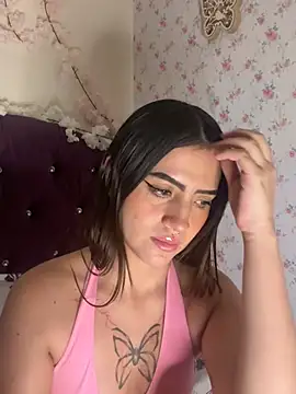 LunaaBlossom's cam snapshot