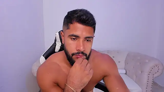 Santiago_huntt live sex cam