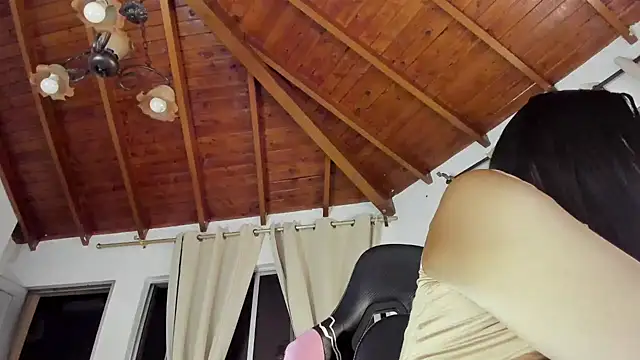 IsaFontanna live sex cam