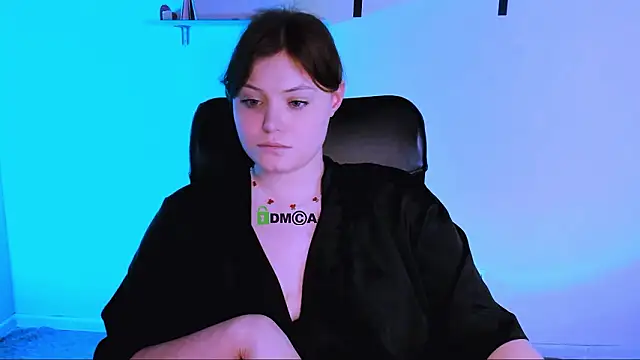 nikole_kitt's cam snapshot