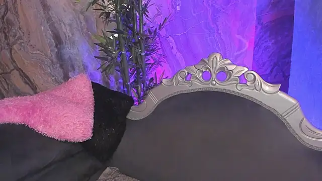 sydney_miller_'s cam snapshot