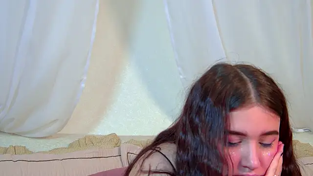 ChristinaMilton live sex cam