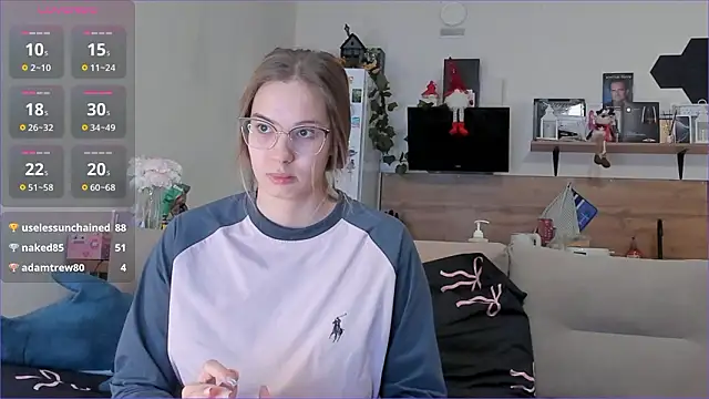 Girl_alone_home live sex cam