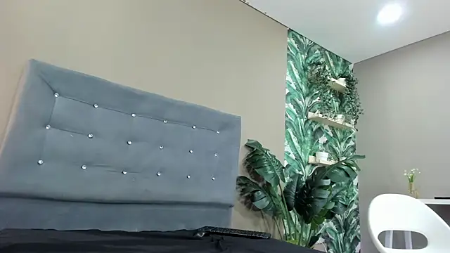 Kylievega_'s cam snapshot