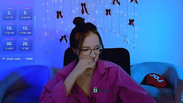 luna_berryy's cam snapshot